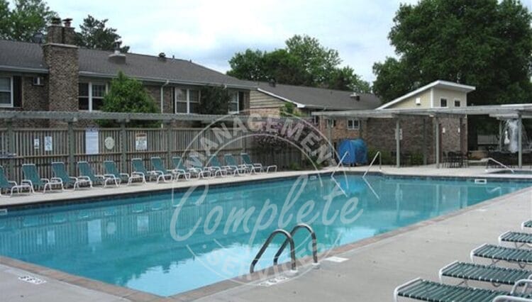 hopkins condominium rental pool
